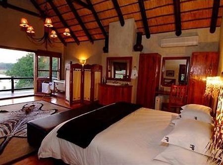 Indlovu River Lodge Karongwe Game Reserve Eksteriør billede