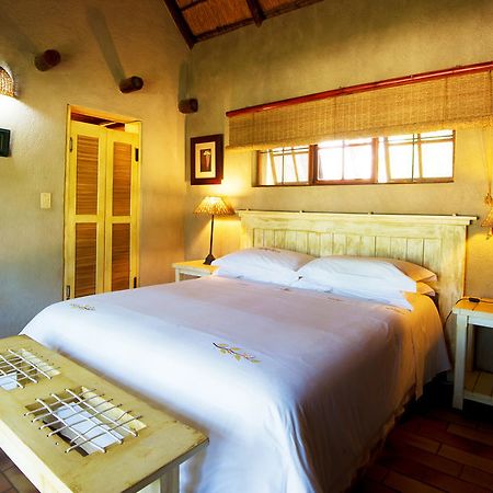 Indlovu River Lodge Karongwe Game Reserve Eksteriør billede