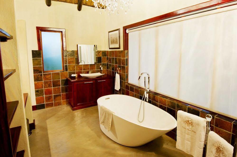 Indlovu River Lodge Karongwe Game Reserve Eksteriør billede