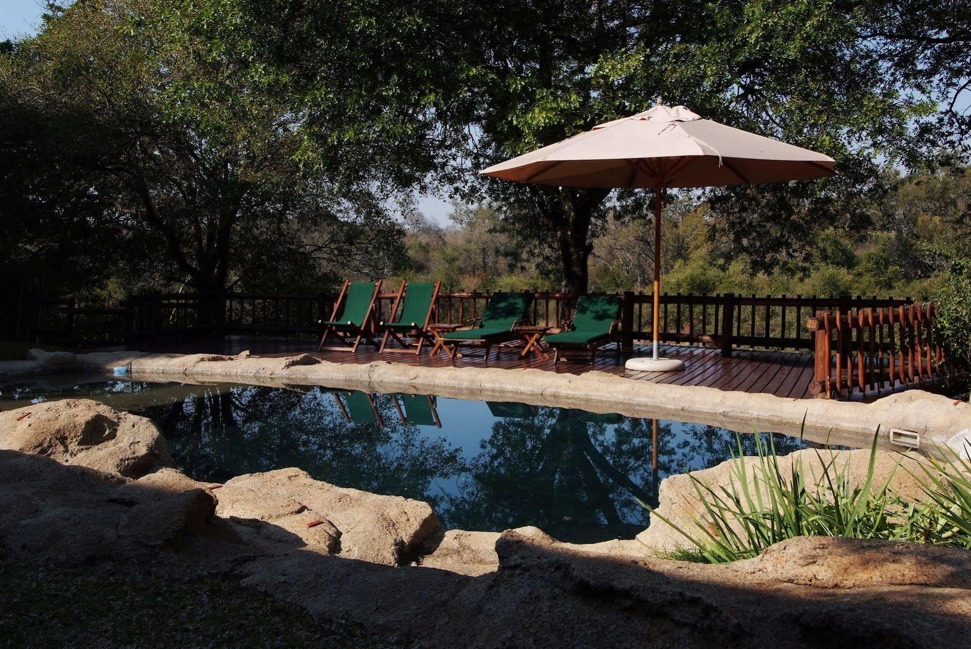 Indlovu River Lodge Karongwe Game Reserve Eksteriør billede