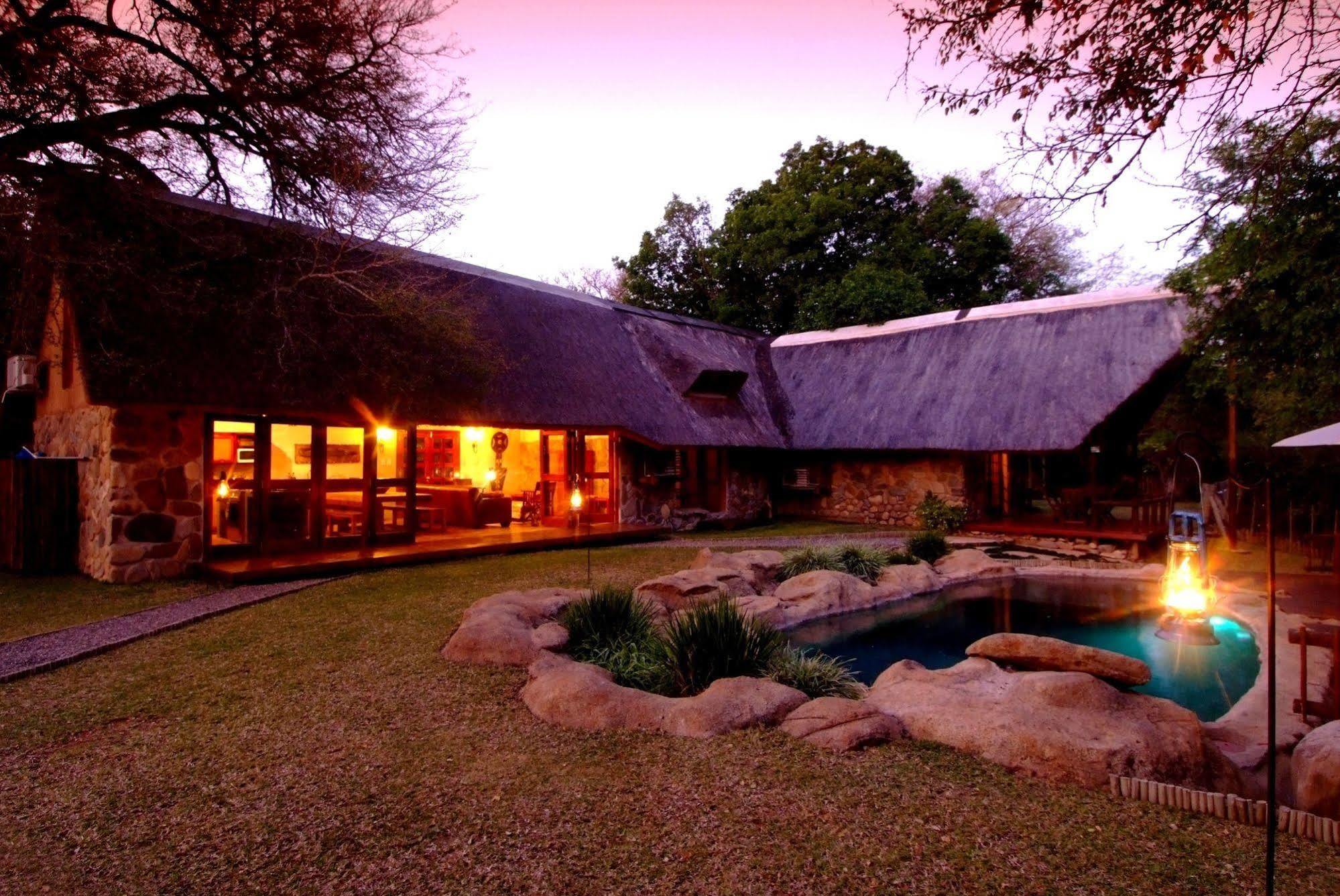 Indlovu River Lodge Karongwe Game Reserve Eksteriør billede