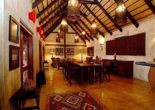 Indlovu River Lodge Karongwe Game Reserve Eksteriør billede